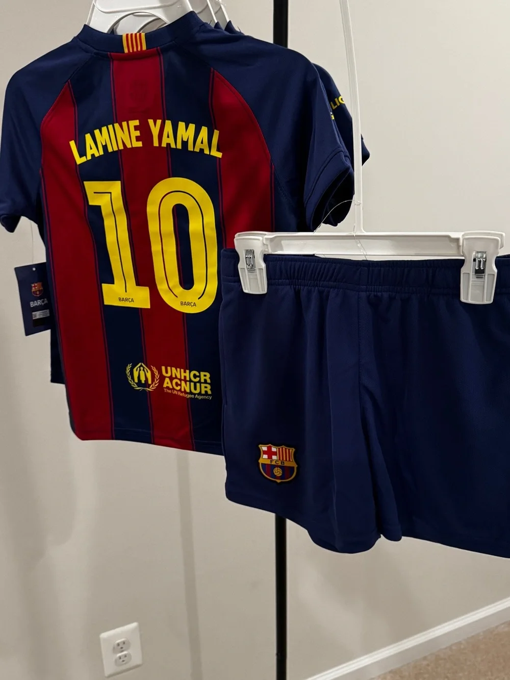 FC Barcelona Lamine Yamal #10 Youth Jersey + Shorts Kit NWT Size 5